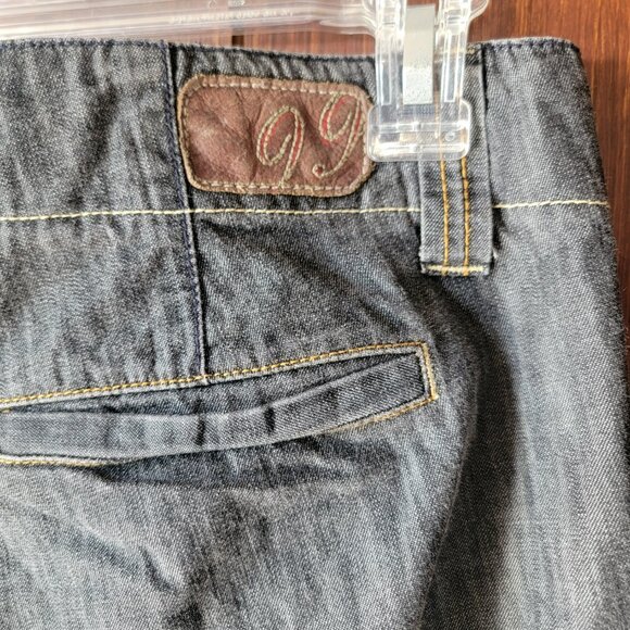 Vintage Anthropologie Level 99 Women 28 Low Rise Flare Jeans Wide Hem Distressed - Picture 10 of 13